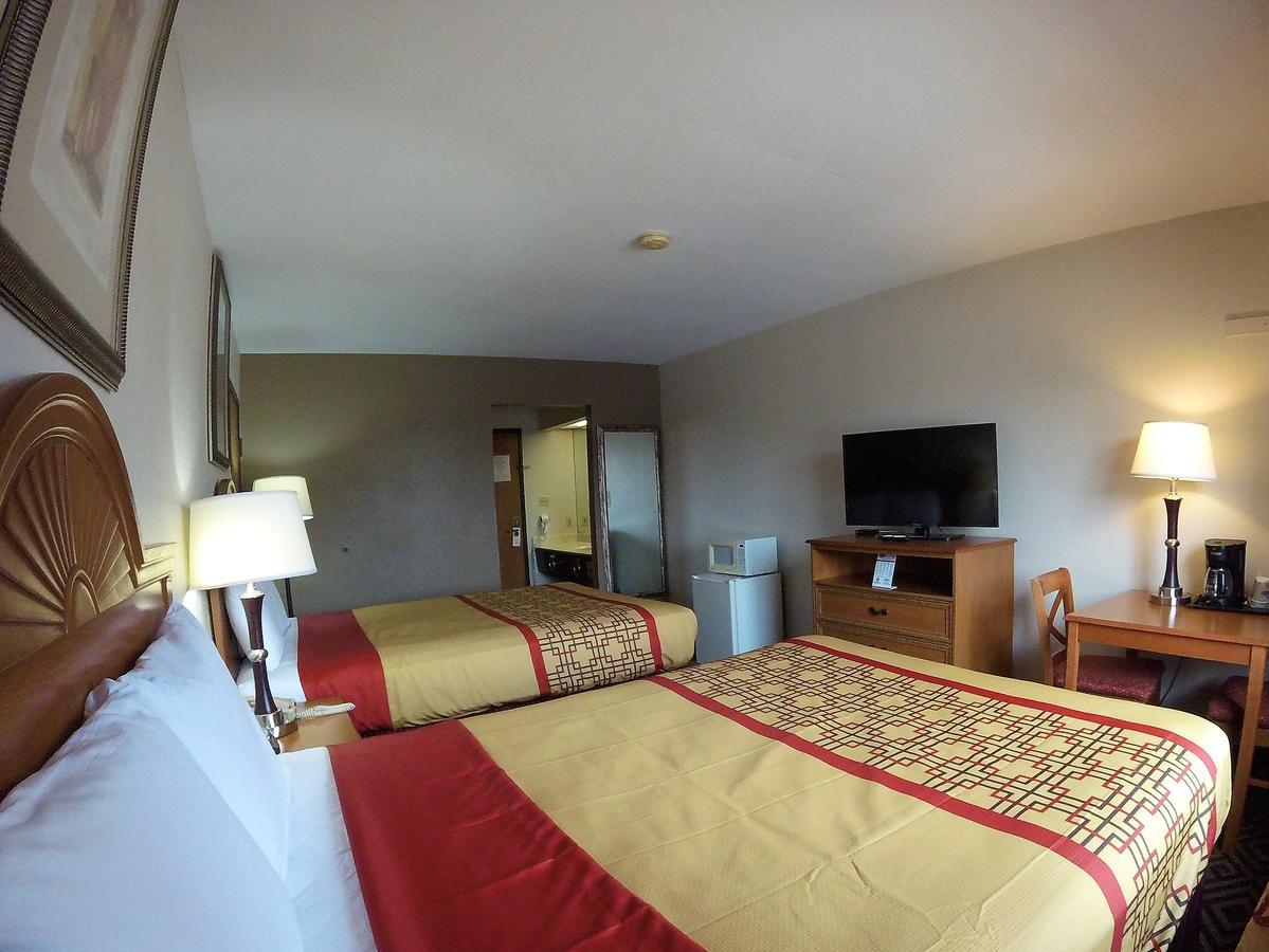 Travel Inn And Suites- Sikeston Miner I-55 Exit-67 ภายนอก รูปภาพ