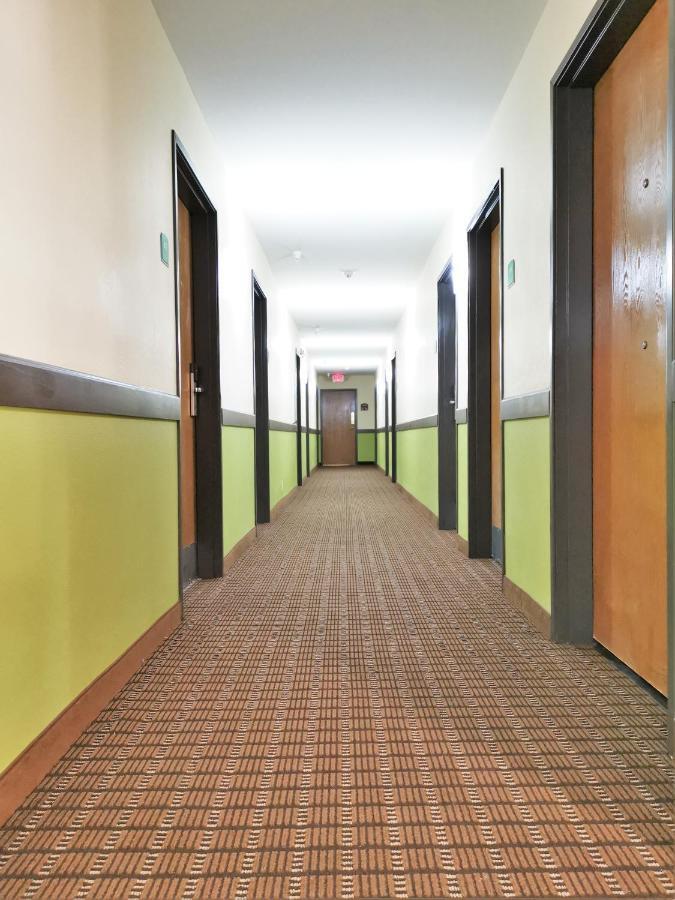 Travel Inn And Suites- Sikeston Miner I-55 Exit-67 ภายนอก รูปภาพ