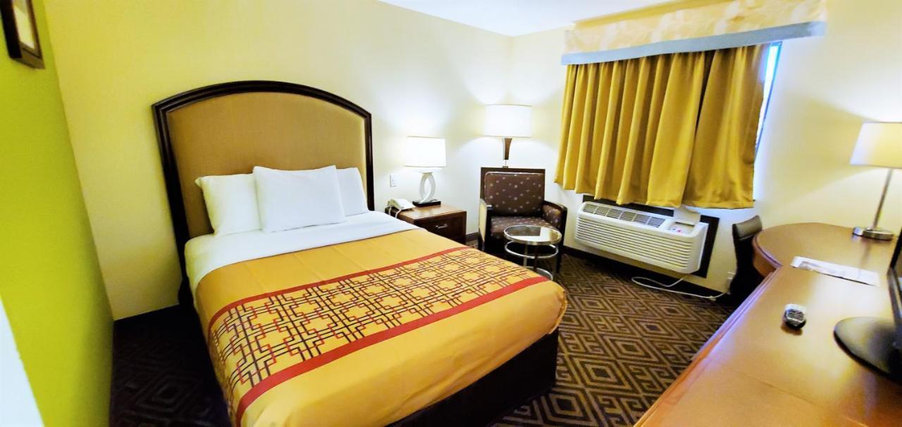 Travel Inn And Suites- Sikeston Miner I-55 Exit-67 ภายนอก รูปภาพ