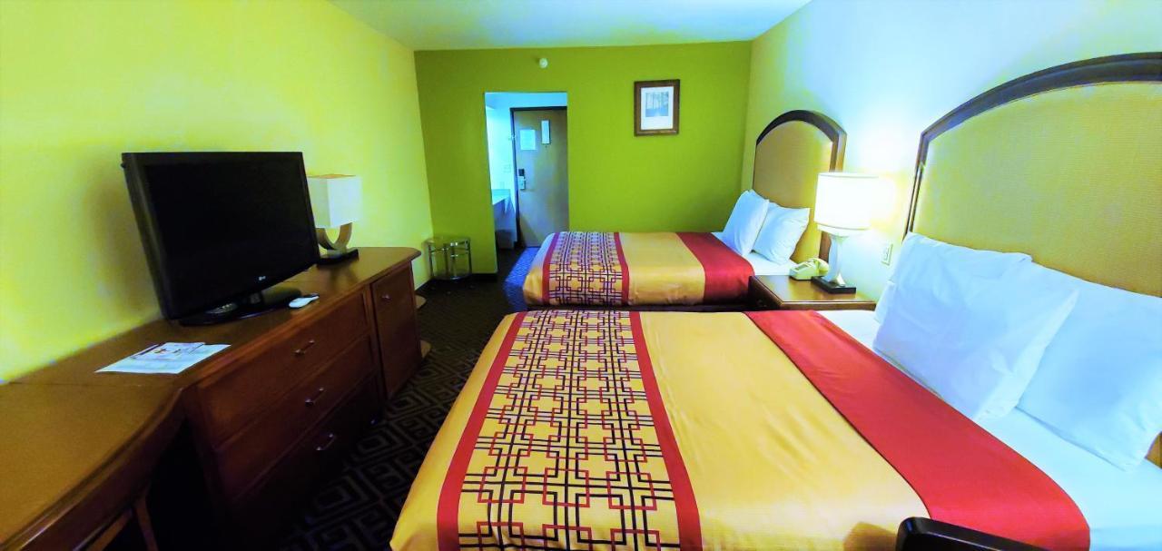 Travel Inn And Suites- Sikeston Miner I-55 Exit-67 ภายนอก รูปภาพ